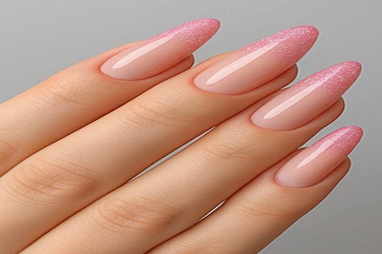 French protez tırnak. Pembe French protez tırnak modeli